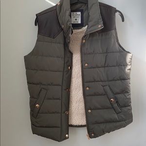 Army green vest
